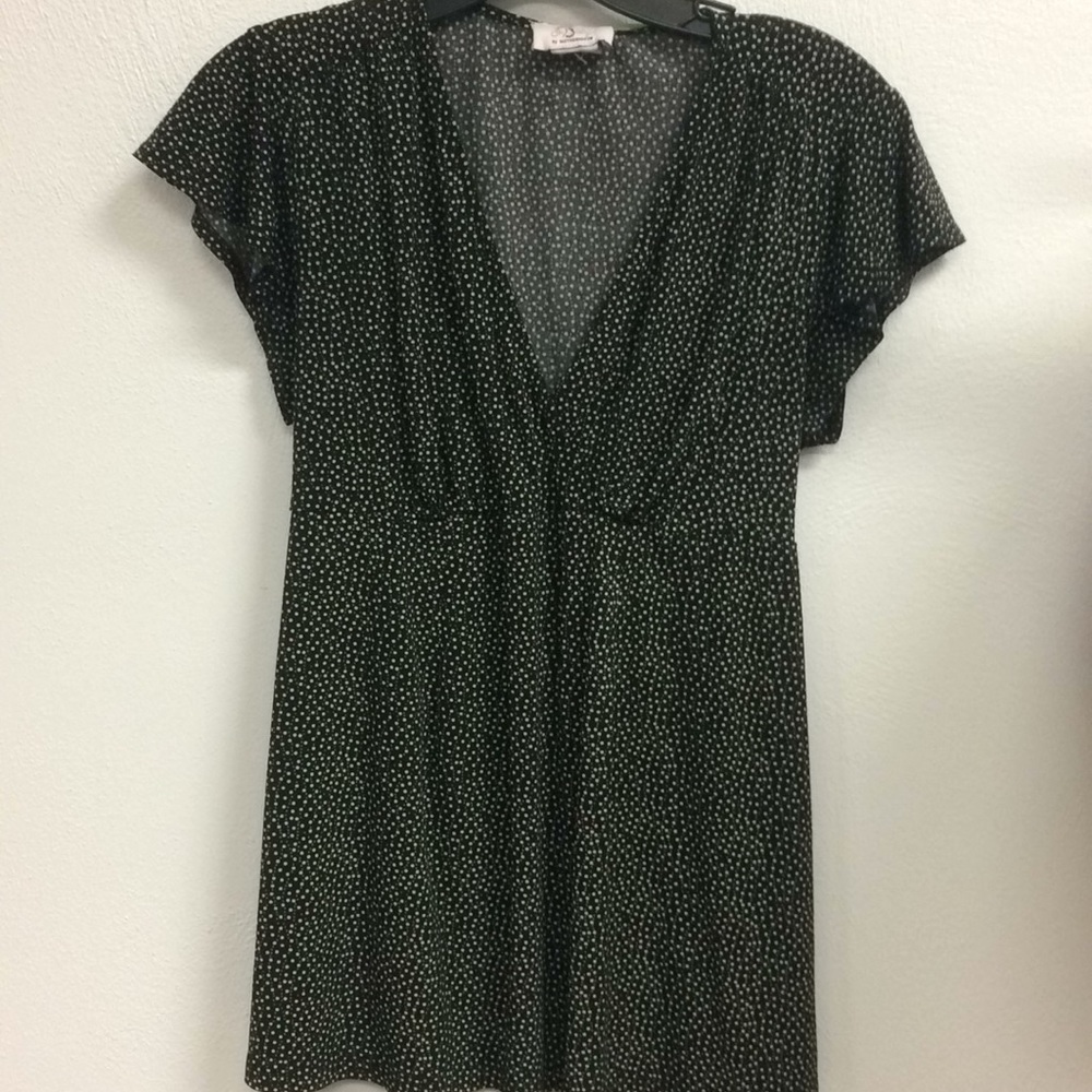 Short sleeve shirt maternity size medium